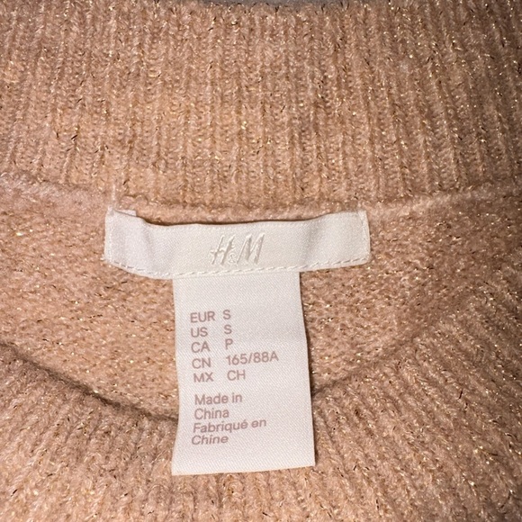 H&M Women’s Shimmery Metallic Soft Sweater Crewneck Size Small - Picture 3 of 9
